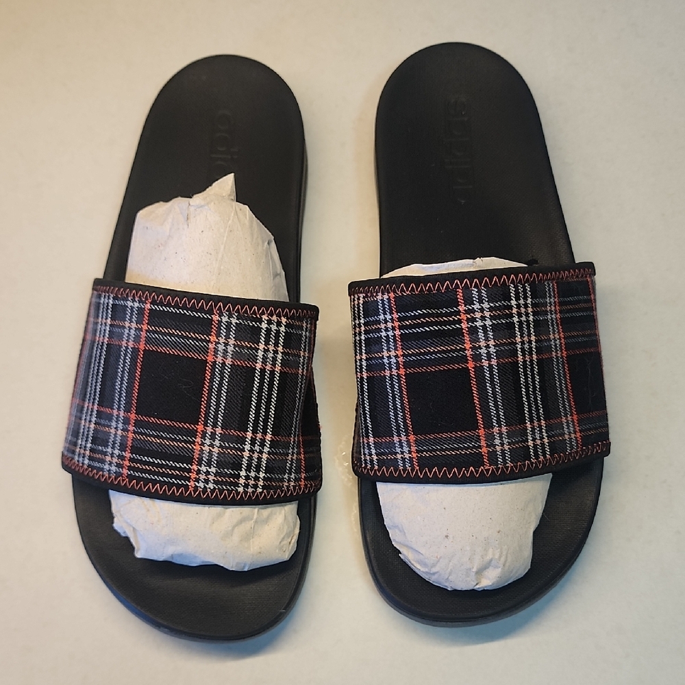 Adilette Comfort Slides